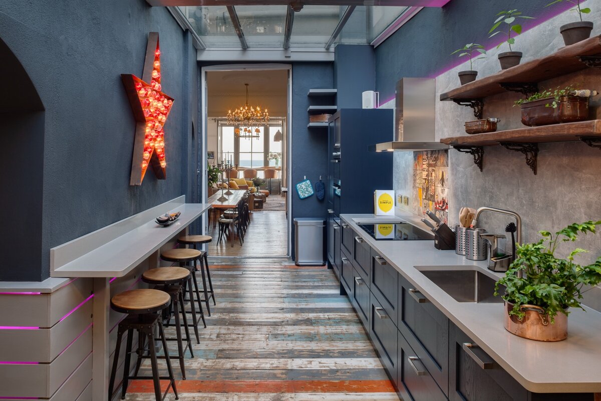 Zanzibar House kitchen with glass roof and neon star
